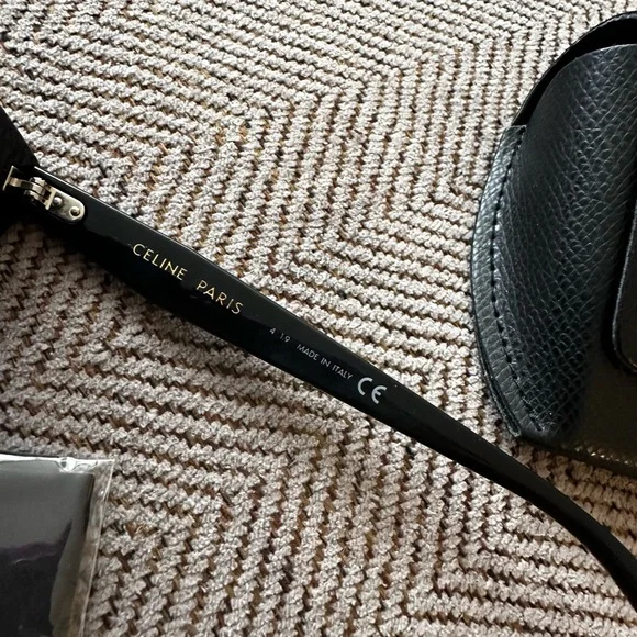 Authentic Celine sunglasses with case - Picture 4 of 6
